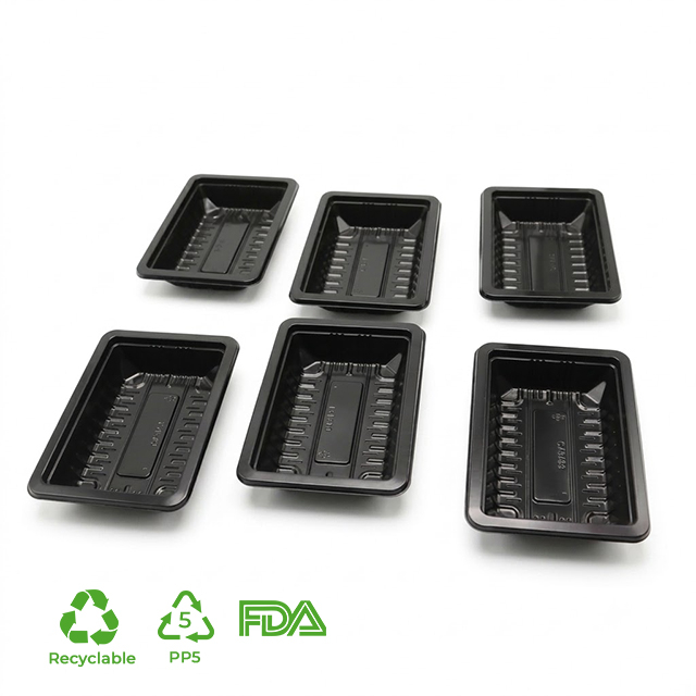 Bandejas reciclables para carne de PP negro: Bandejas de sellado OEM personalizables para envasado de alimentos frescos y carne